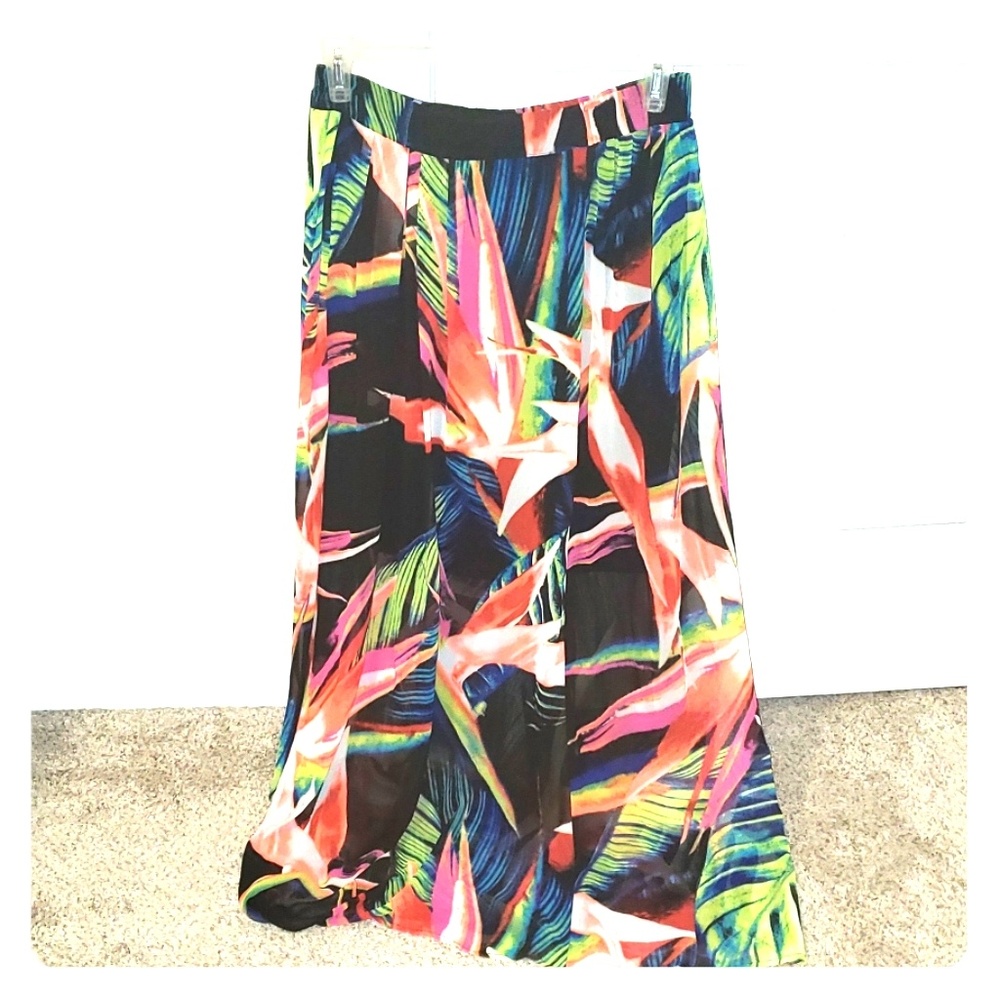 Tropical  Flower Flowy skirt size medium